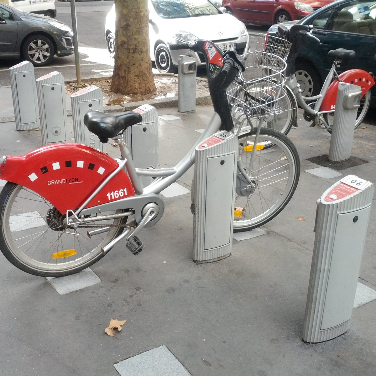 I want to ride my bicycle 